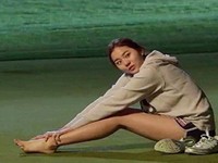 23日の夜11時に放送される韓国tvNドラマ「BIRDIE BUDDY（バーディー・バディ）」でヒロインを演じるガールズグループ「AFTERSCHOOL」（アフタースクール）のユイが第6話で脚線美を見せる。
