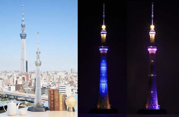 『1/700 東京スカイツリー』（42,000円／税込）※写真中央：ライティングイメージ「粋」風、写真右：「雅」風（写真：バンダイ　提供）
