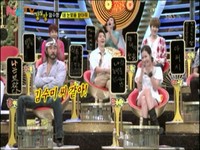 韓国女優イム・スヒャンは30日SBS「強心臓」で「目つきがいやらしいとよく誤解される。ただ、ボーっとしているだけなのに母からも時々『誘惑しているような目つきだわ』と言われる」と話した。
韓国女優イム・スヒャンは30日SBS「強心臓」で「目つきがいやらしいとよく誤解される。ただ、ボーっとしているだけなのに母からも時々『誘惑しているような目つきだわ』と言われる」と話した。