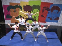 韓国SBS E!TV「芸能完全制服記」で、お盆特集として男性アイドルグループ「2PM」のスペシャル・ハイライトが放送される。