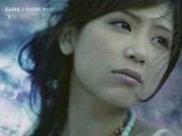 レコチョクは7日、中秋の名月（9月12日）にちなんで同社サイトでユーザー投票した「月の名曲ランキング」の結果を発表した。最も票を集めたのは、2006年にリリースされた絢香の「三日月」となった。