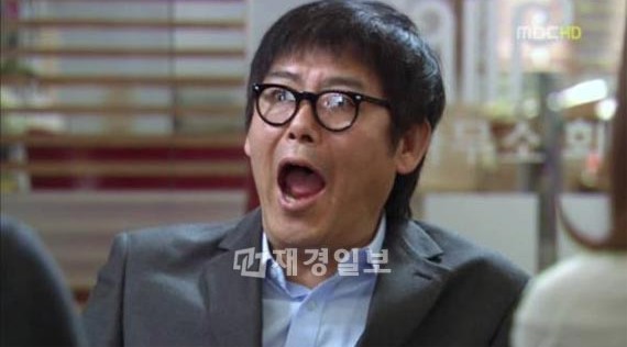 MBC水木ドラマ「負けてたまるか」の撮影現場が俳優ソン・ドンイルの円熟したコミカル演技で大いに賑わうという。