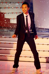 ソネットエンタテインメントは12日、韓流・華流の番組を中心に放送している専門チャンネル「アジアドラマチックTV★So-net」で、11月に韓流スター、チャン・グンソクの大特集を実施し、これまでにチャン・グンソクが出演した7本のドラマを放送すると発表した。 ソネットエンタテインメントは12日、韓流・華流の番組を中心に放送している専門チャンネル「アジアドラマチックTV★So-net」で、11月に韓流スター、チャン・グンソクの大特集を実施し、これまでにチャン・グンソクが出演した7本のドラマを放送すると発表した。