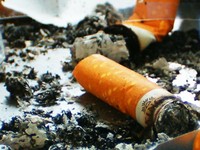 日本禁煙学会は12日、たばこを1箱1,000円にすることを求め、小宮山洋子厚生労働大臣に要望書を提出した。