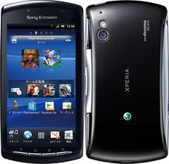 ドコモ スマートフォン 「Xperia PLAY SO-01D」Black　（画像提供：NTTドコモ）
