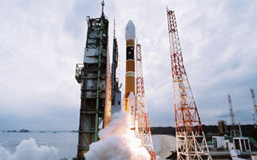 H-IIAロケット（写真：宇宙航空研究開発機構　ウェブサイトより）
