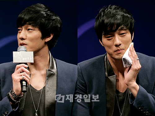 韓国映画「ただ君だけ」の製作報告会が20日午後、ソウル鴨鴎亭CGVで行われた。この日、映画主演の俳優ソ・ジソプと女優ハン・ヒョジュが参加した。