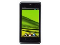 KDDIは26日、auの秋冬ラインアップを発表した。写真は、防水やおサイフケータイ、赤外線通信などに対応した日本仕様のスマートフォン「DIGNO ISW11K」（京セラ製）