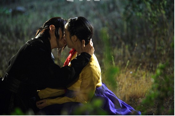 韓国の水木ドラマで視聴率1位を独走しているKBSの『姫の男』(脚本チョ・ジョンジュ、キム・ウク、演出キム・ジョンミン、パク・ヒョンソク)の最終回が近づく中、主人公のスンユ（パク･シフ）とセリョン（ムン･ジェウォン）の切ない愛の結末に関心が集まっている。
