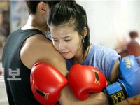 SUPER JUNIOR（スーパージュニア）のチェ・シウォンと女優イ・シヨンが4日に放送される韓国KBS月火ドラマ『ポセイドン』第6話でボクシング対決を繰り広げる。写真 =エネックステレコム