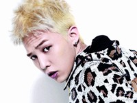 韓国の人気男性音楽グループ「BIGBANG」（ビッグバン）のリーダー、G-DRAGONが大麻吸引で検察の摘発を受け、起訴猶予処分となった件に関し、所属事務所のYGエンターテインメントが公式の立場を表明した。