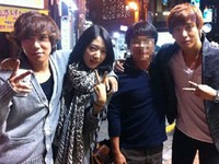 パク・シネは7日、自身のツイッターで「テギョン兄貴、見てますか？私達、今A.N.JELL の2周年記念ライブをしに行くところです！兄貴も来れたらよかったのに！残念です！」という文とともに一枚の写真を掲載した。写真＝パクシネツのイッター