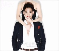 韓国歌手Rain(ピ)が11日午後、京畿道(キョンギド)議政府の306補充隊に現役入隊した。
