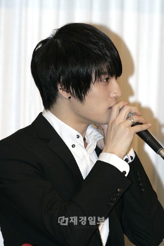 JYJのキム・ジェジュンが、自身のツイッターがハッキングされたと打ち明けた。