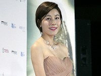 第48回大鐘賞映画祭授与式レッドカーペット:主演女優賞キム・ハヌル(2) 第48回大鐘賞映画祭授与式レッドカーペット:主演女優賞キム・ハヌル(2)