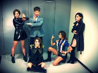韓国男性アイドルグループ「2AM」のチョ・グォンが、女性4人組歌手グループ「Brown Eyed Girls」 (ブラウンアイドルガールズ)の新曲『Sixth sense』の1位獲得を祝った。