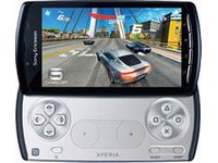 ドコモスマートフォン「Xperia PLAY SO-01D」Black（画像提供：NTTドコモ）