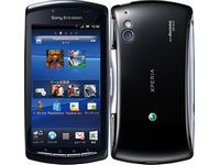 ドコモスマートフォン「Xperia PLAY SO-01D」Black(画像提供:NTTドコモ) ドコモスマートフォン「Xperia PLAY SO-01D」Black(画像提供:NTTドコモ)