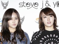 ソウルファッションウィークに出席する4Minuteのホ・ガユンとチョン・ジユン(3) ソウルファッションウィークに出席する4Minuteのホ・ガユンとチョン・ジユン(3)