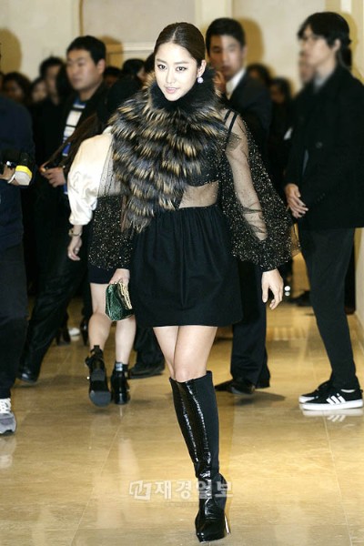 乳がん啓発キャンペーン「LOVE YOUR W」に出席するチョン・ヘビン(2)