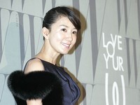 乳がん啓発キャンペーン「LOVE YOUR W」に出席するキム・ヒエ