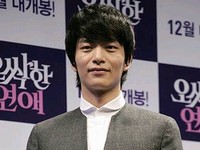 韓国映画『不気味な恋愛』制作発表会：主演のイ・ミンギ