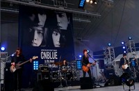 韓国4人組バンドグループ「CNBLUE」(シーエヌブルー)が日本メジャーデビューシングル『In My Head』の発売を記念し、大阪(22日)と東京(23日)でライブイベントを開催したが、2日間の公演で約1万4000人を動員し、その人気を実証した。写真= FNC MUSIC 韓国4人組バンドグループ「CNBLUE」(シーエヌブルー)が日本メジャーデビューシングル『In My Head』の発売を記念し、大阪(22日)と東京(23日)でライブイベントを開催したが、2日間の公演で約1万4000人を動員し、その人気を実証した。写真= FNC MUSIC