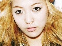 韓国ガールズグループ「f(x)」（エフエックス）のメンバー、ルナ（本名パク・ソニョン）が韓国中央大学に合格した。写真＝f(x) ルナ