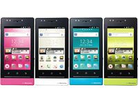 「docomo with series P-01D」左から、マゼンタ、ホワイト、ターコイズ、グリーン（画像提供：NTTドコモ）