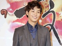 ドラマ『私も、花』制作発表会:ユン・シユン(1) ドラマ『私も、花』制作発表会:ユン・シユン(1)