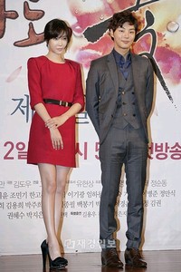 ドラマ『私も、花』制作発表会:ユン・シユン&イ・ジア(1)