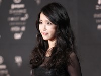 3日の午後、国内最大のトレンド授賞式“2011スタイルアイコンアワード”がソウル上岩洞のCJ E&Mセンターで開かれた。写真はIU。