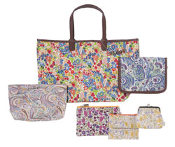 リバティプリント　バッグ、ポーチ、ウォレット、コインケース（画像提供：ユナイテッドアローズ）
