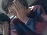 韓国男性アイドルグループ「FTISLAND」(エフティー・アイランド)のボーカル、イ・ホンギが実妹の写真を公開し、話題になっている。写真=イ・ホンギのツイッター 韓国男性アイドルグループ「FTISLAND」(エフティー・アイランド)のボーカル、イ・ホンギが実妹の写真を公開し、話題になっている。写真=イ・ホンギのツイッター