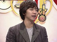 イ・スンギとBEASTのイ・ギグァンが同じ服を着た姿が話題になっている。写真＝SBS「強心臓」、KBS 2TV「常勝疾走」のキャプチャ