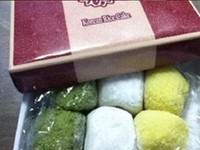 韓国の人気歌手IU（アイユー）が受験生に餅をプレゼントして話題となっている。