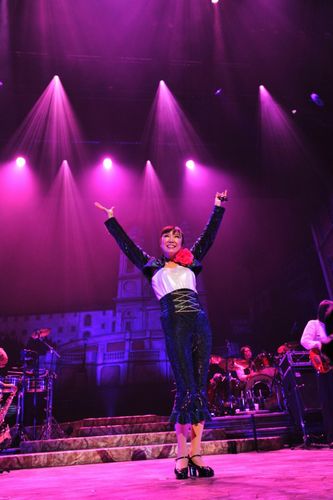 松任谷由実、仙台の地で7ヶ月に及ぶロングランツアー感動のフィナーレ（写真：EMIミュージック・ジャパン）