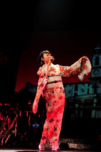 松任谷由実、仙台の地で7ヶ月に及ぶロングランツアー感動のフィナーレ（写真：EMIミュージック・ジャパン）