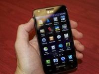 Business Insiderは、「iPhone 5」は今年にリリースされる予定だったが、「iPhone 4S」が発表される前に廃止されたと報じています。画像）Dylan Love