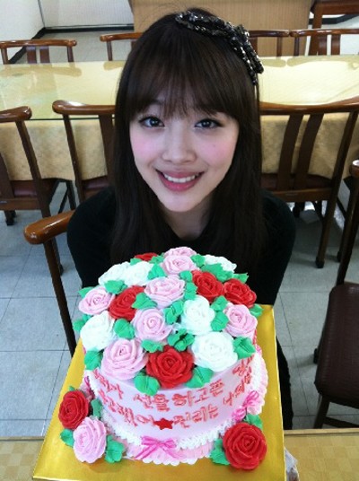 韓国SBSの番組『人気歌謡』のMCを務めていたf(x)のソルリが降板の感想を語った。写真＝ソルリのme2dayより