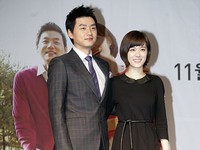 ドラマ「今日のように」制作発表会に出席するキム・スンスとヤン・ジンソン(2) ドラマ「今日のように」制作発表会に出席するキム・スンスとヤン・ジンソン(2)