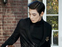 雑誌「ELLE GIRL（エル・ガール）」が、最近ロックミュージシャンに転身して堂々たる活躍を見せている2AMの最年少メンバー、チョン・ジヌンに出会い、インタビューを行った。写真=「ELLE GIRL」