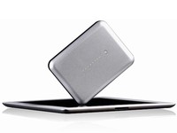 iPhone/iPod/iPad対応超大容量ポータブルバッテリー「Just Mobile Gum Max」