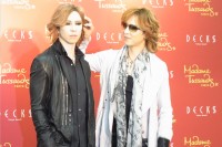 YOSHIKIが2人!? 本人が等身大フィギュアとご対面