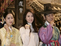 ドラマ『仁粹大妃』の撮影現場：ハム・ウンジョン、チェ・シラ、ペク・ソンヒョン