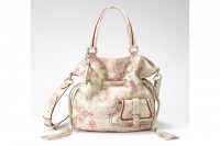 ランセルより、華やかなパリジェンヌをイメージした数量限定バックが銀座店に登場