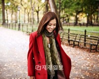優れた歌唱力を誇る歌手Lena Park（リナ・パーク　韓国名：パク・ジョンヒョン)が最近バリで歌手になることを提案されたことがあると告白した。
