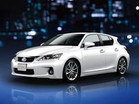 レクサス「CT200h」(画像:トヨタ自動車) レクサス「CT200h」(画像:トヨタ自動車)