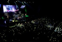 韓国男性アイドルグループ「FTISLAND」（エフティー・アイランド）は26日と27日の両日、ソウルのブルースクエアでアンコールコンサート“MEMORY IN FTISLAND2011 IN SEOUL”を開き、多国籍ファンと楽しい時間を過ごした。