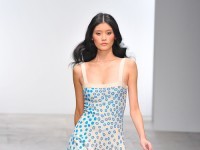 イッサ ロンドン(Issa London)、世界初のショップを銀座にオープン